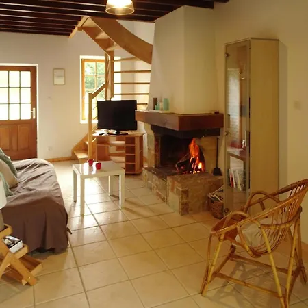 Holiday home Semi-detached House, Brucheville *