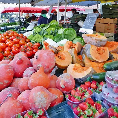 In Normandy Near D-day Beaches 別荘